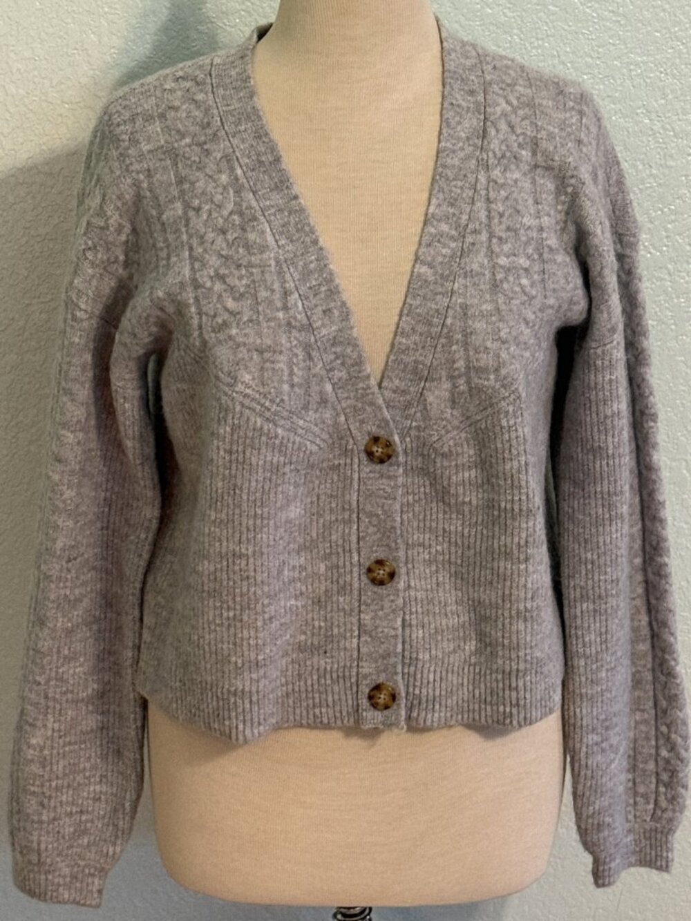 House Of Harlow 1960 Gray Sweater Cardigan Womens Medium Classic Preppy Cozy